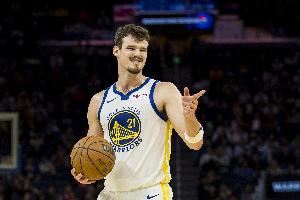 难阻失利!波斯特13投8中空砍19分6板2助1断 正负值+5